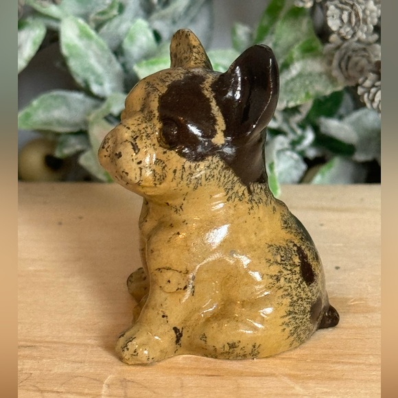 Jasper Frenchie Dog Carving - Picture 2 of 5
